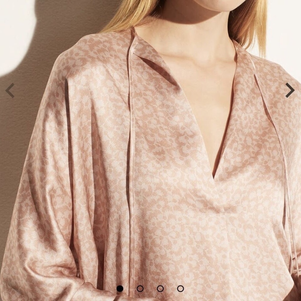 Vince Feathered Petal  Silk blouse Light Pink Long Sleeve Blouse MEDIUM NWT